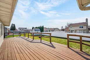 4254 Baybrook Dr, Janesville, WI 53546 - Photo 5