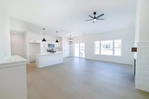 1732 E Kyle Circle, Beloit, WI 53511 - Photo 5