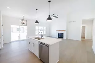 1732 E Kyle Circle, Beloit, WI 53511 - Photo 3