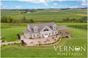 S3424 Peterson Ln, Viroqua, WI 54665 - Photo 25