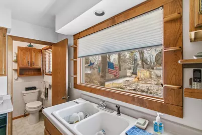 801 Park Street, Baraboo, WI 53913 - Photo 9