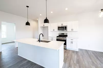 1738 E Kyle Circle, Beloit, WI 53511 - Photo 7
