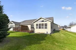 509 Malvern Hill Dr, Madison, WI 53718 - Photo 7