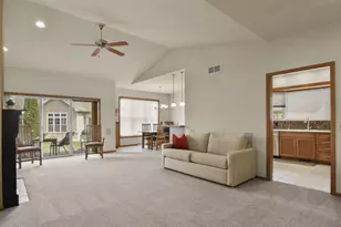 14 Rembrandt Way, Fitchburg, WI 53711 - Photo 17