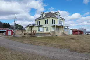 E10056 County C Rd, North Freedom, WI 53951 - Photo 7