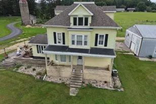 E10056 County C Rd, North Freedom, WI 53951 - Photo 3