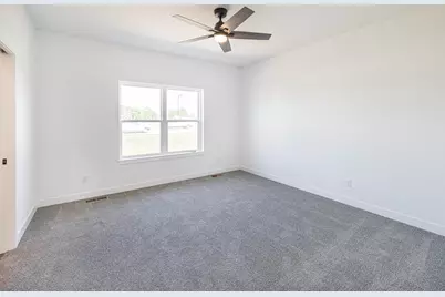 1744 E Kyle Circle, Beloit, WI 53511 - Photo 23