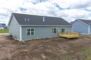 1744 E Kyle Circle, Beloit, WI 53511 - Photo 5