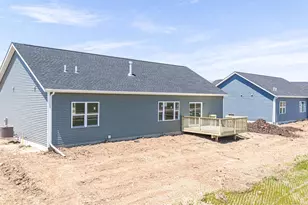 1744 E Kyle Circle, Beloit, WI 53511 - Photo 5