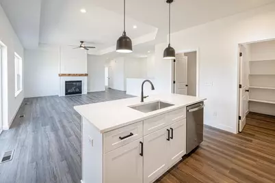 1744 E Kyle Circle, Beloit, WI 53511 - Photo 13
