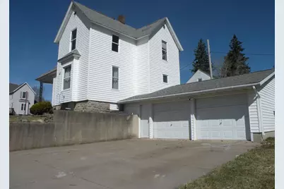 110 Prospect Street, Bloomington,  53804 - Photo 3