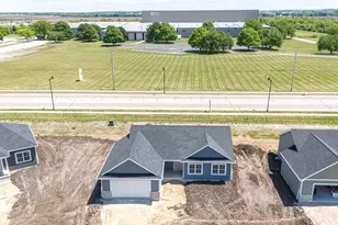 1750 E Kyle Circle, Beloit, WI 53511 - Photo 3