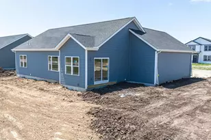 1750 E Kyle Circle, Beloit, WI 53511 - Photo 7