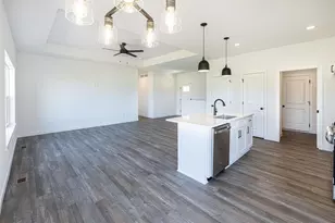 1750 E Kyle Circle, Beloit, WI 53511 - Photo 11
