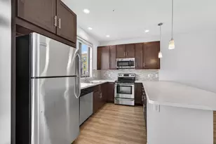 2816 No Oaks Ridge, Fitchburg, WI 53711 - Photo 3