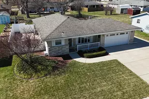 1155 Ontario Dr, Janesville, WI 53545 - Photo 1