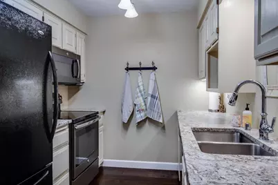 2918 Cimarron Trail, Madison, WI 53719 - Photo 23