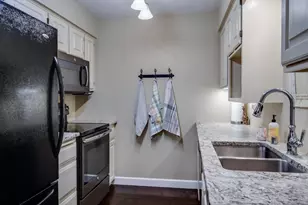 2918 Cimarron Trail, Madison, WI 53719 - Photo 23