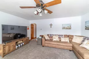 449 N Clinton St, Princeton, WI 54968 - Photo 11