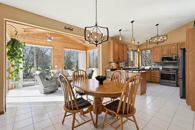 1237 Mockingbird Lane, Sun Prairie, WI 53590 - Photo 9