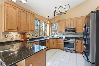 1237 Mockingbird Lane, Sun Prairie, WI 53590 - Photo 11