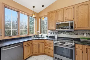 1237 Mockingbird Ln, Sun Prairie, WI 53590 - Photo 13