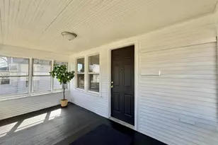 1138 10th St, Beloit, WI 53511 - Photo 3