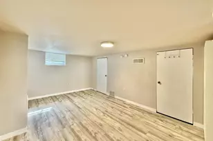 1138 10th St, Beloit, WI 53511 - Photo 17