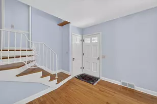 1402 Farragut St, Madison, WI 53704 - Photo 5