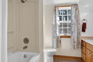 1402 Farragut St, Madison, WI 53704 - Photo 19