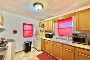 414 N High St, Janesville, WI 53548 - Photo 21