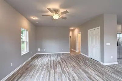 606 W Delavan Drive, Janesville, WI 53546 - Photo 7