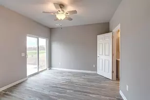 606 W Delavan Dr, Janesville, WI 53546 - Photo 15