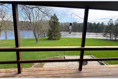 520 Rockview Court, Watertown, WI 53094 - Photo 9