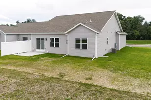 3800 Green Ash Dr, Janesville, WI 53545 - Photo 5