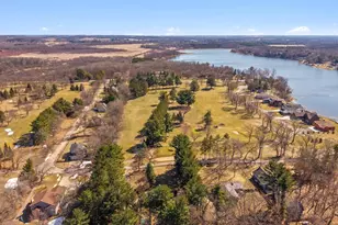 N7589 Lakeside Dr, Portage, WI 53901 - Photo 57