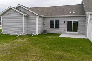 3801 N Woodbury Ln, Janesville, WI 53545 - Photo 31