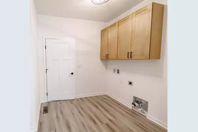 3801 N Woodbury Lane, Janesville, WI 53545 - Photo 11