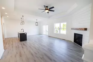 3801 N Woodbury Ln, Janesville, WI 53545 - Photo 7