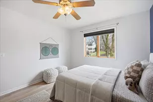 142 Meadow Ridge Ln, Madison, WI 53704 - Photo 23