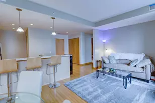 309 W Washington Ave, Madison, WI 53703 - Photo 11