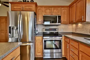 430 21st St, Prairie Du Sac, WI 53578 - Photo 11