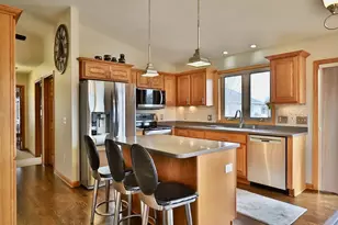 430 21st St, Prairie Du Sac, WI 53578 - Photo 9