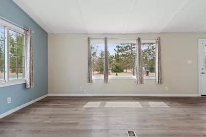 868 Kings Way, Nekoosa, WI 54457 - Photo 11