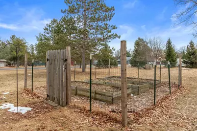 868 Kings Way, Nekoosa, WI 54457 - Photo 3