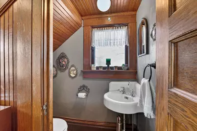 410 Washington Street, Edgerton, WI 53534 - Photo 9