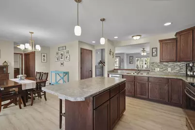 518 Lisa Ann Drive, Madison, WI 53718 - Photo 13