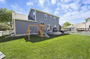 518 Lisa Ann Dr, Madison, WI 53718 - Photo 35