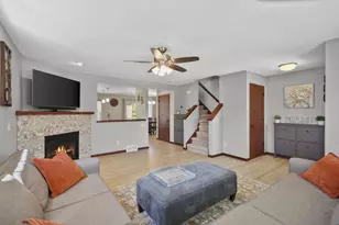518 Lisa Ann Dr, Madison, WI 53718 - Photo 7