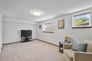518 Lisa Ann Dr, Madison, WI 53718 - Photo 31